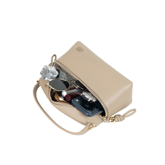 Obermain Women Estela Top Handle Bag