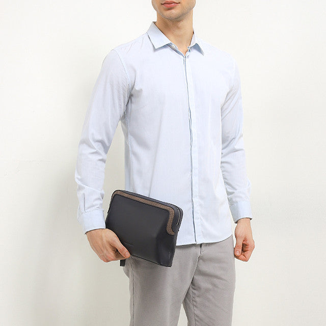 Hush Puppies Tas Pria Quin Clutch In Navy