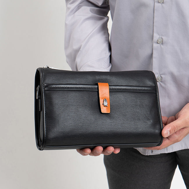 Hush Puppies Men Anthony Clutch / Messenger Bag In Black