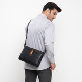Hush Puppies Men Anthony Messenger Bag In Black