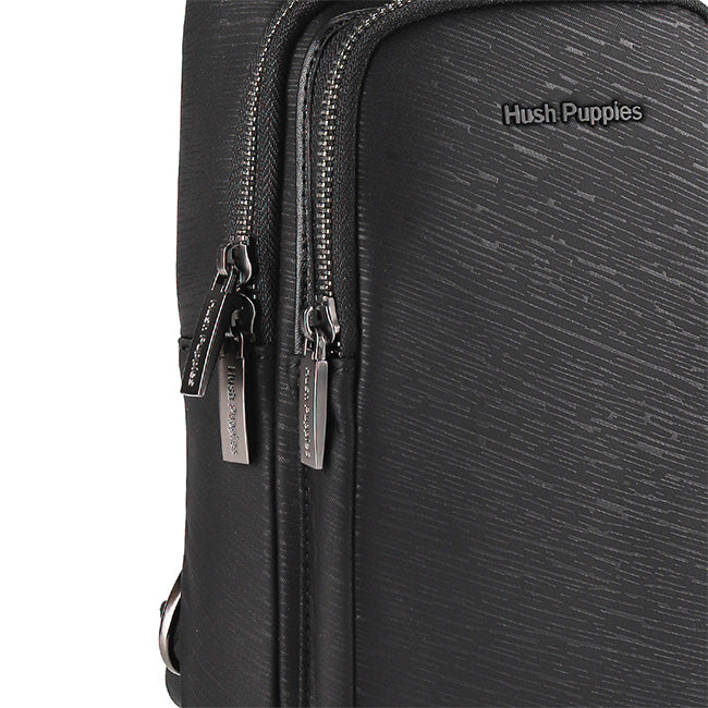 Merric Chest Bag In Black
