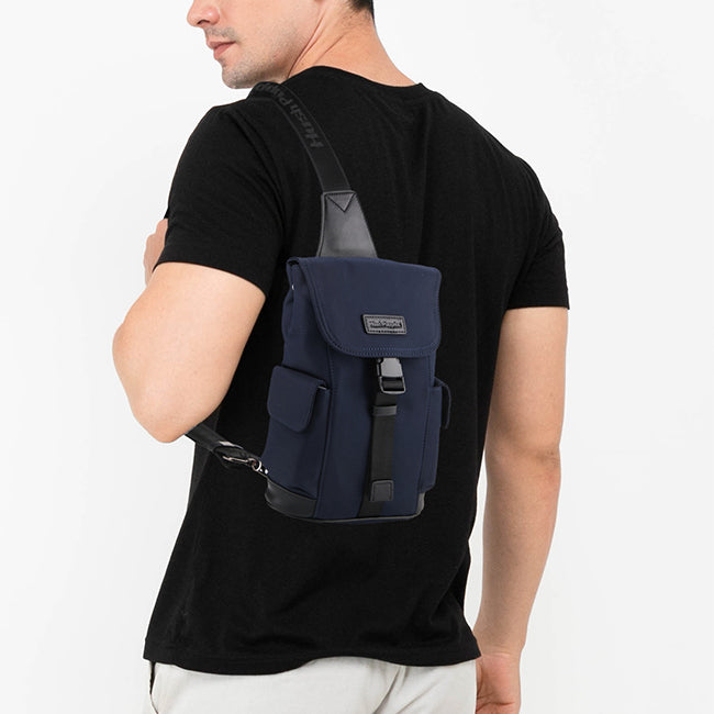 Hush Puppies Tas Pria Owen Chest Bag In Navy