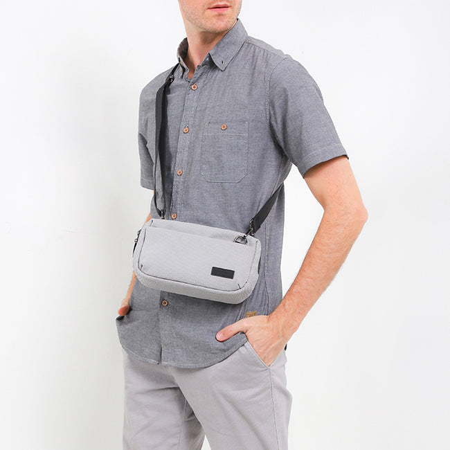Timmy Clutch / Messenger Bag In Light Grey