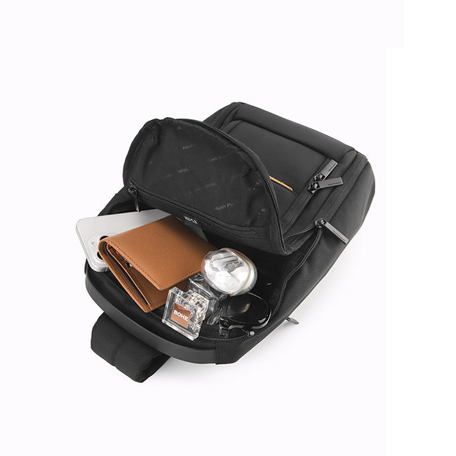 Hush Puppies Men Tayo Chest Bag In Black