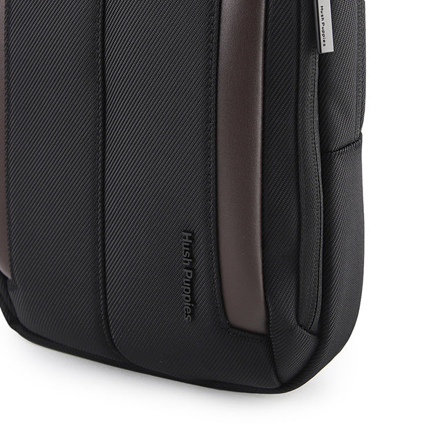 Hush Puppies Men Westley Chest Bag In Black