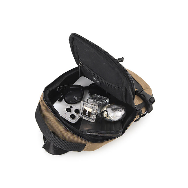 Hush Puppies Men Tanner Chest Bag In Brown