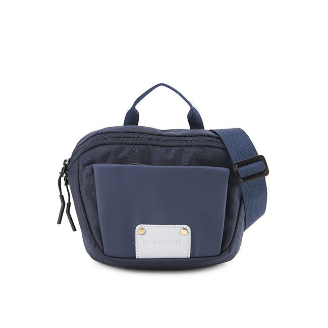 Zinc Sling Bag - S In Navy