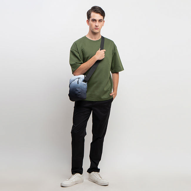 Hush Puppies Unisex Eclipse Sling Bag In Navy