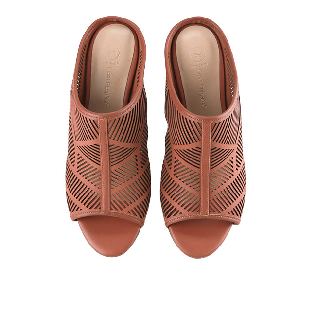 Hush Puppies Sandal Heels Wanita Clarita Fabel In Tan