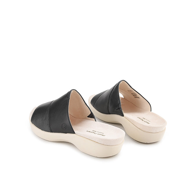 Hush Puppies Sandal Wanita Dorri Slide In Bold Black Leather