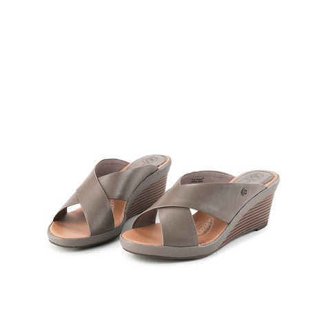 Hush Puppies Shoes Wanita Wedges Gretna Cross In Taupe