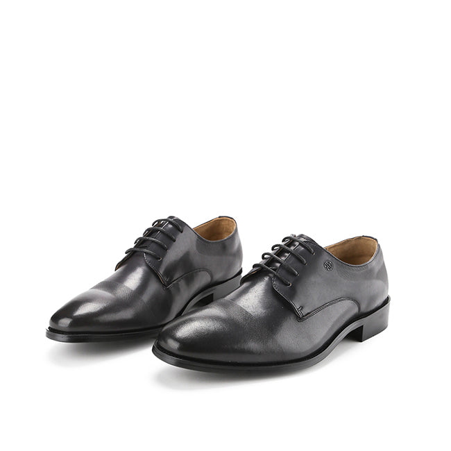 Tanner Lace Up In Dark Grey