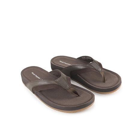 Merritt Toepost In Fossil Leather