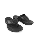 Hush Puppies Men Sandals Activate Toepost In Bold Black Leather
