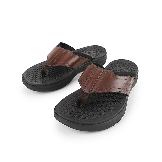 Hush Puppies Men Sandals Activate Toepost In Dark Brown Leather