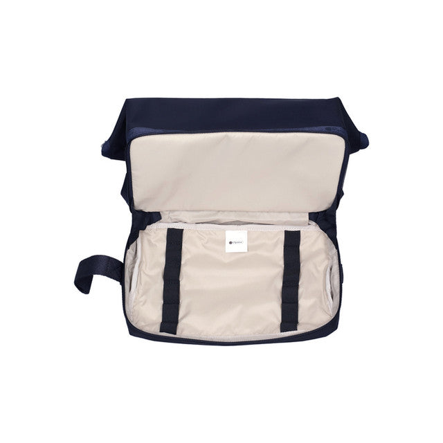 Classic Dopp Kit In Deep Sea Blue