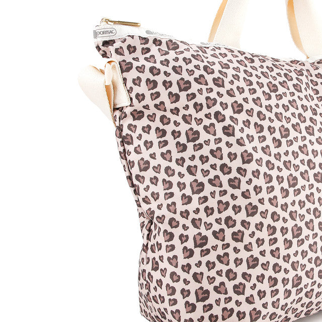 Deluxe Easy Carry Tote In Latte Heart Leopard