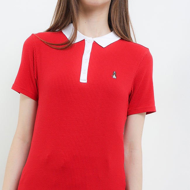 Esmeil In Red