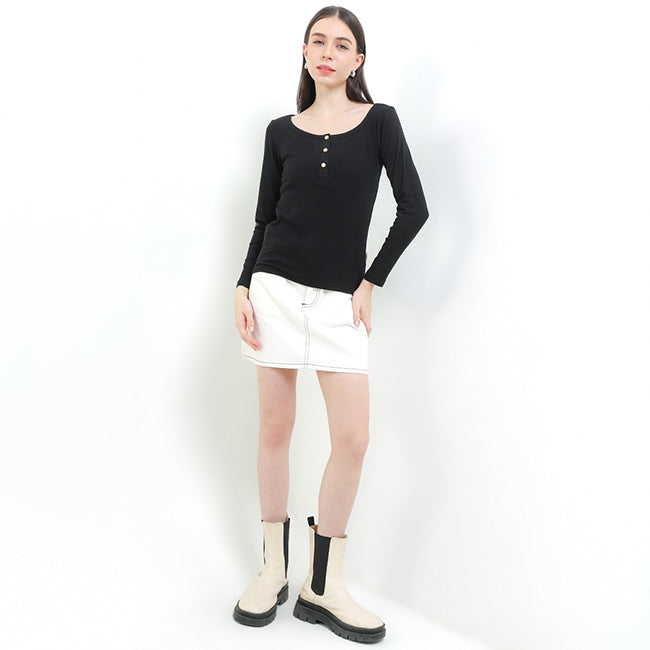Roula In Black