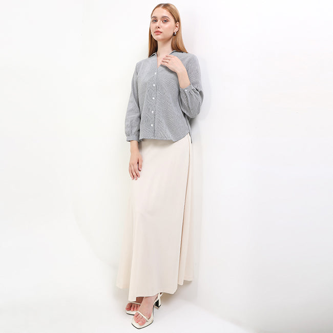 955 Vedaja In White