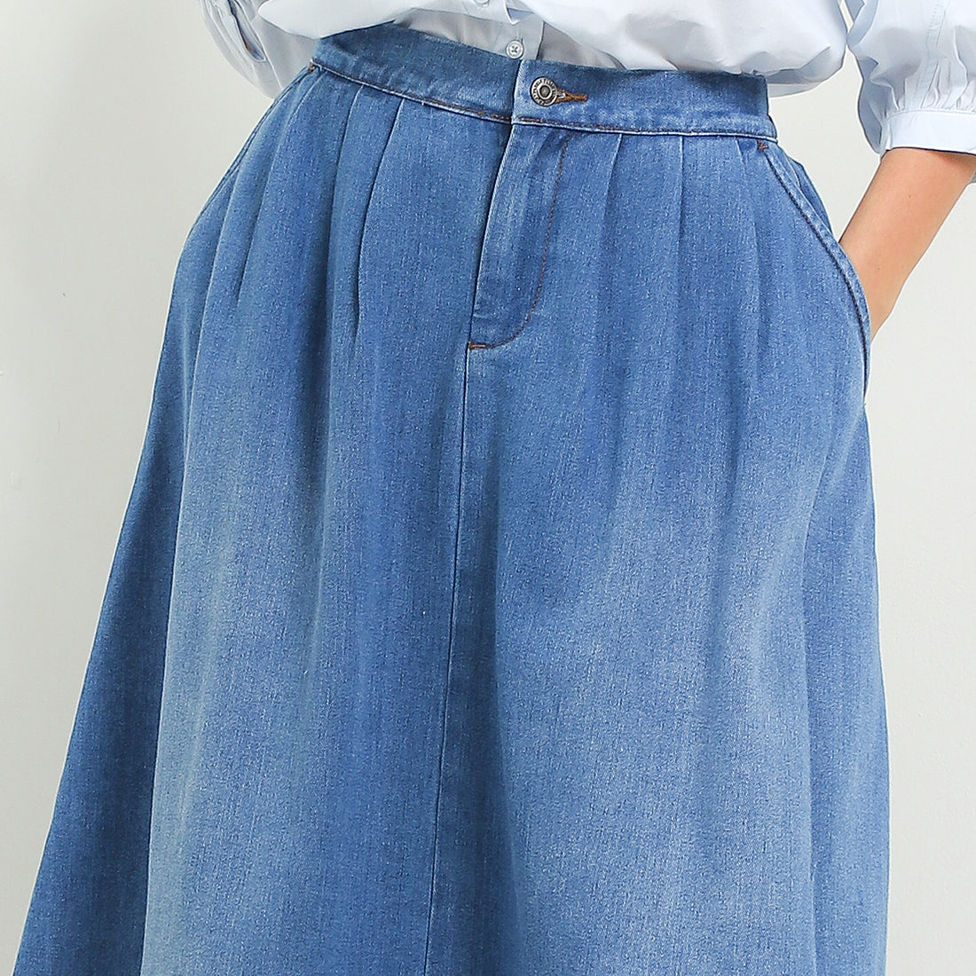 Emalika In Medium Blue