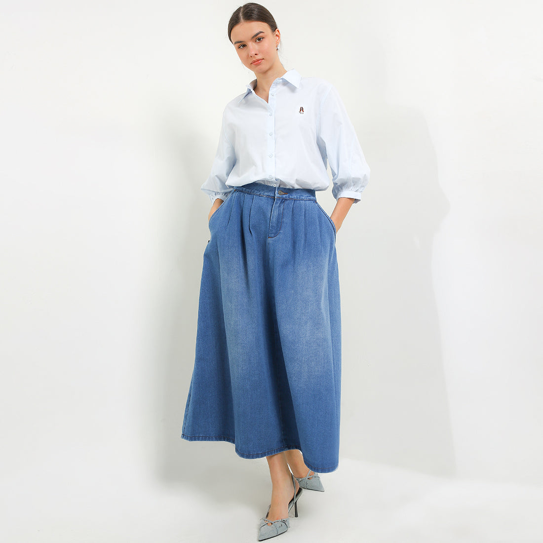 Emalika In Medium Blue