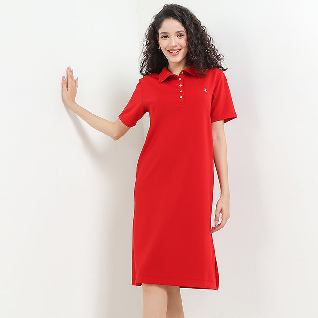 Zaneta In Red