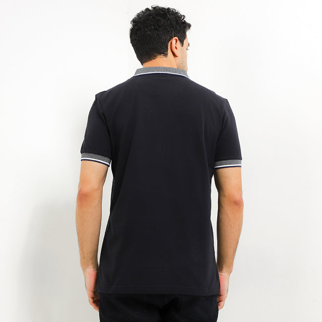 Mailer In Black