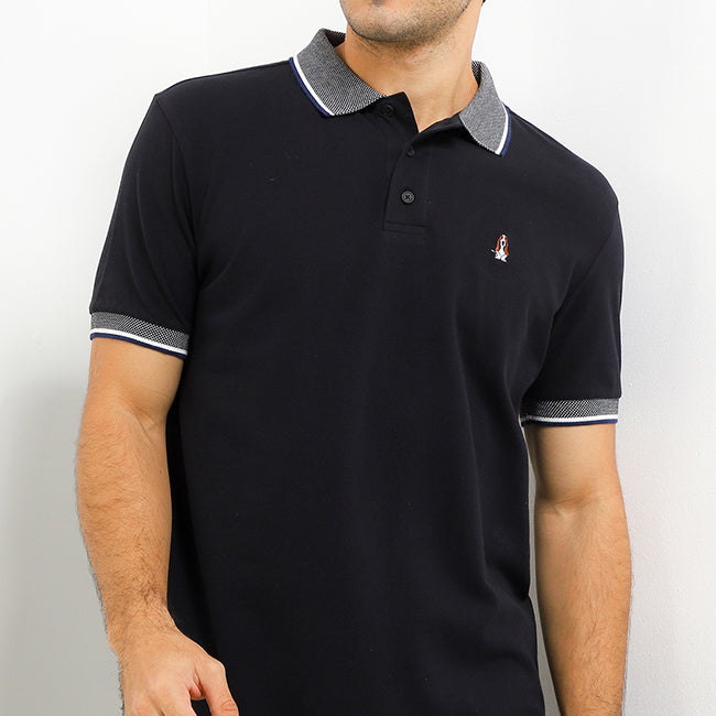 Mailer In Black