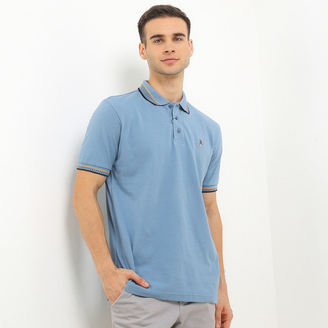Mael In Blue