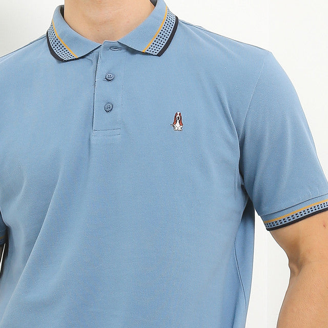 Mael In Blue