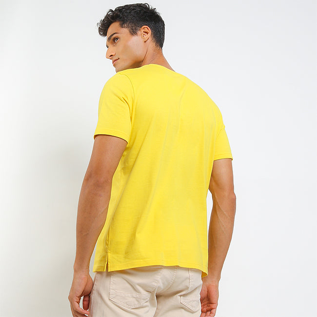 Hush Puppies Pakaian Pria T Shirt Bekind In Yellow