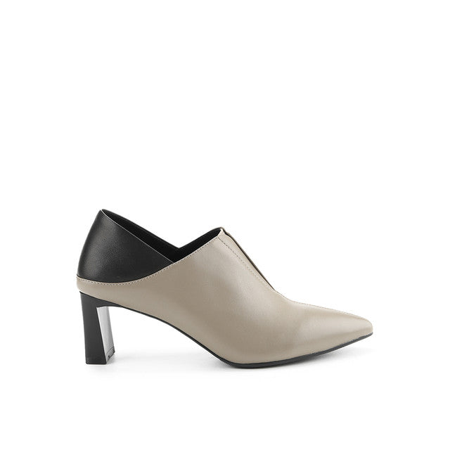 Blenda Ginna In Taupe
