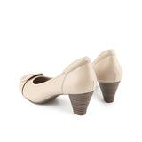 Adriana Rocca In Almond