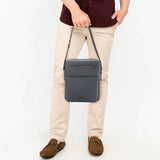Jarod Sling Bag-L In Navy