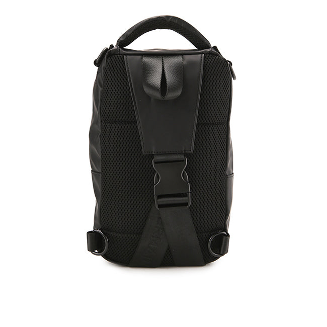 Obermain Tas Pria James 1 Chest Bag In Black