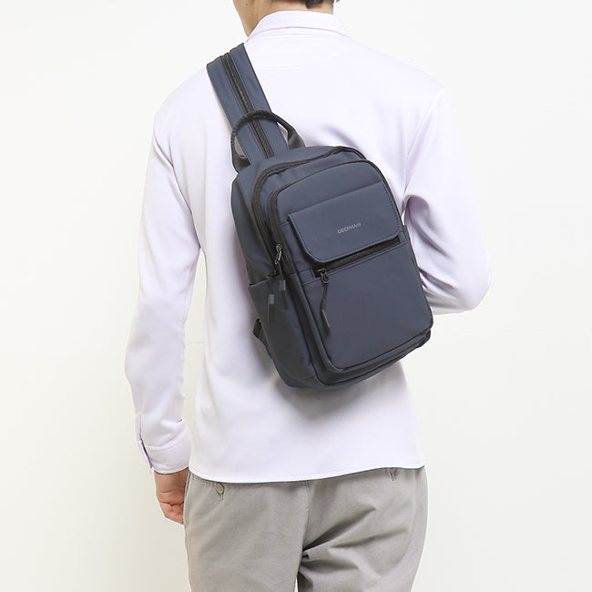 Obermain Men Kayden 3 Chest Bag In Navy