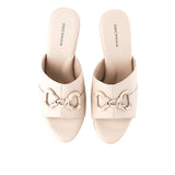 Marla Colter In Beige