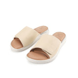 Mika Kinsley In Beige