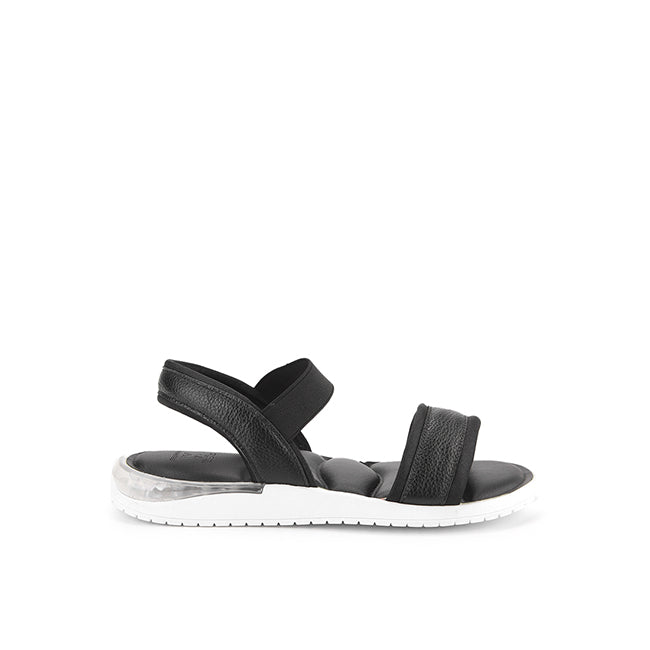 Mora Kayla In Black