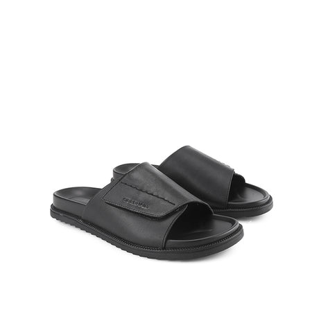 Elgan Ramon In Black