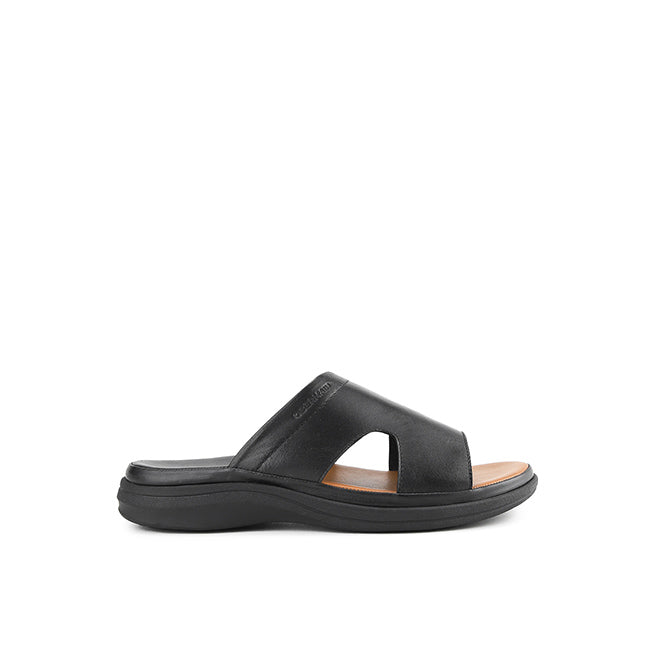 Eugan Hendy In Black