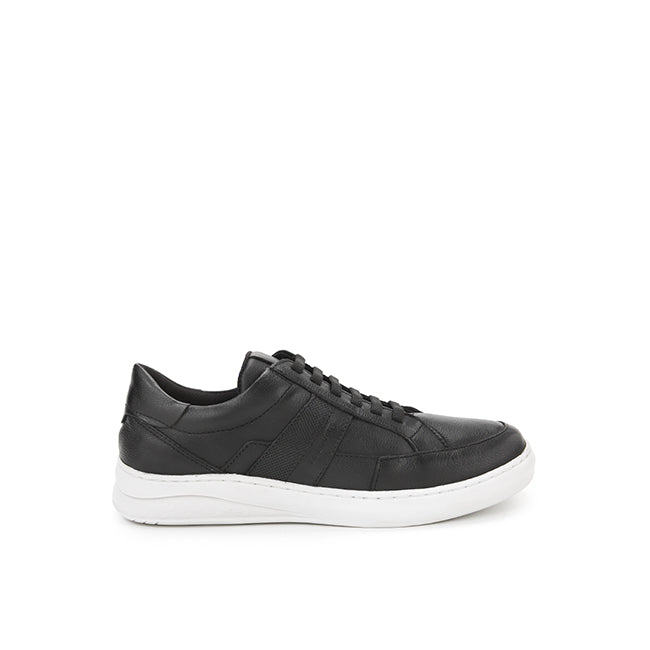 Telson Julio In Black