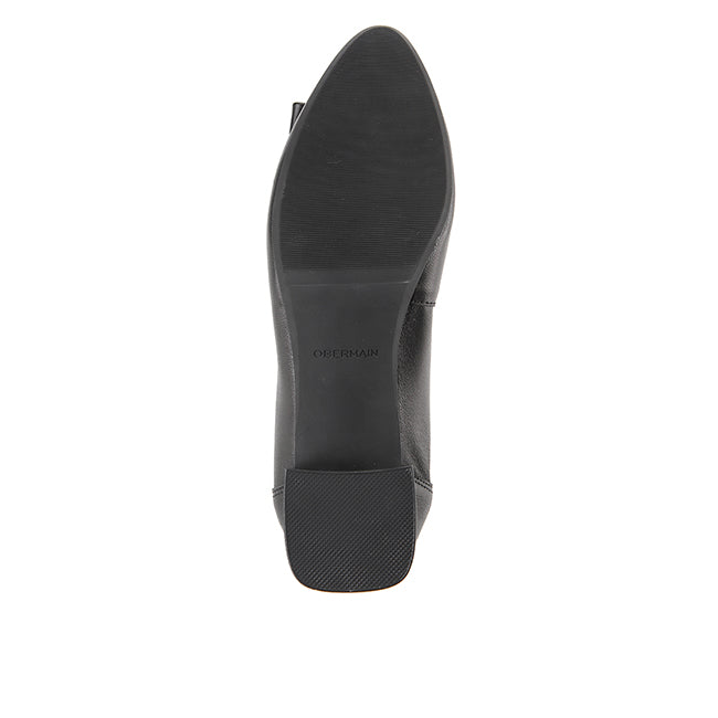 Belleza Iris In Black