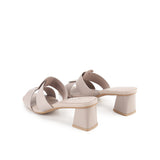 Poppy Belle In Taupe