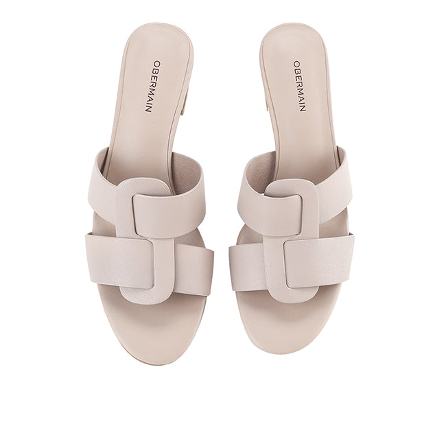 Poppy Belle In Taupe