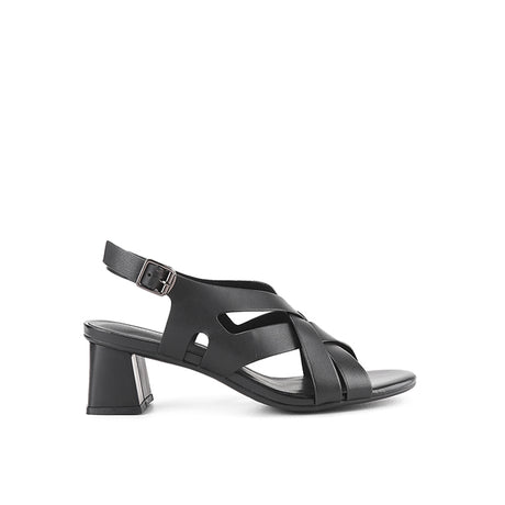 Poppy Clarine In Black