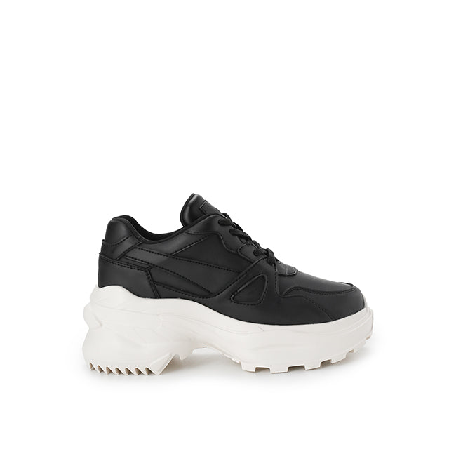 Playboy Sepatu Sneaker Wanita Lashira In Black