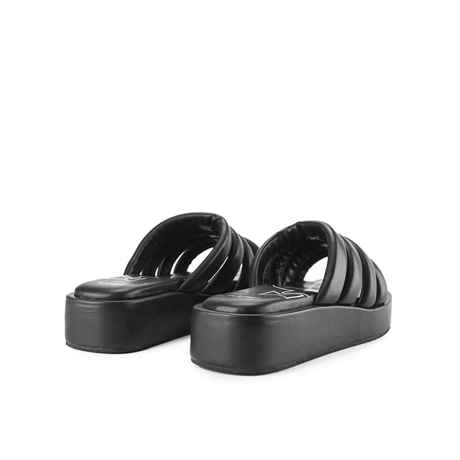 Playboy Sandal Wanita Others Snow In Black