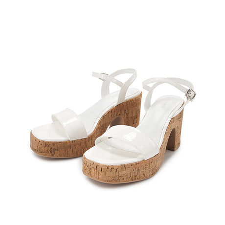 Playboy Sandal Wanita Sandals Galenka In White